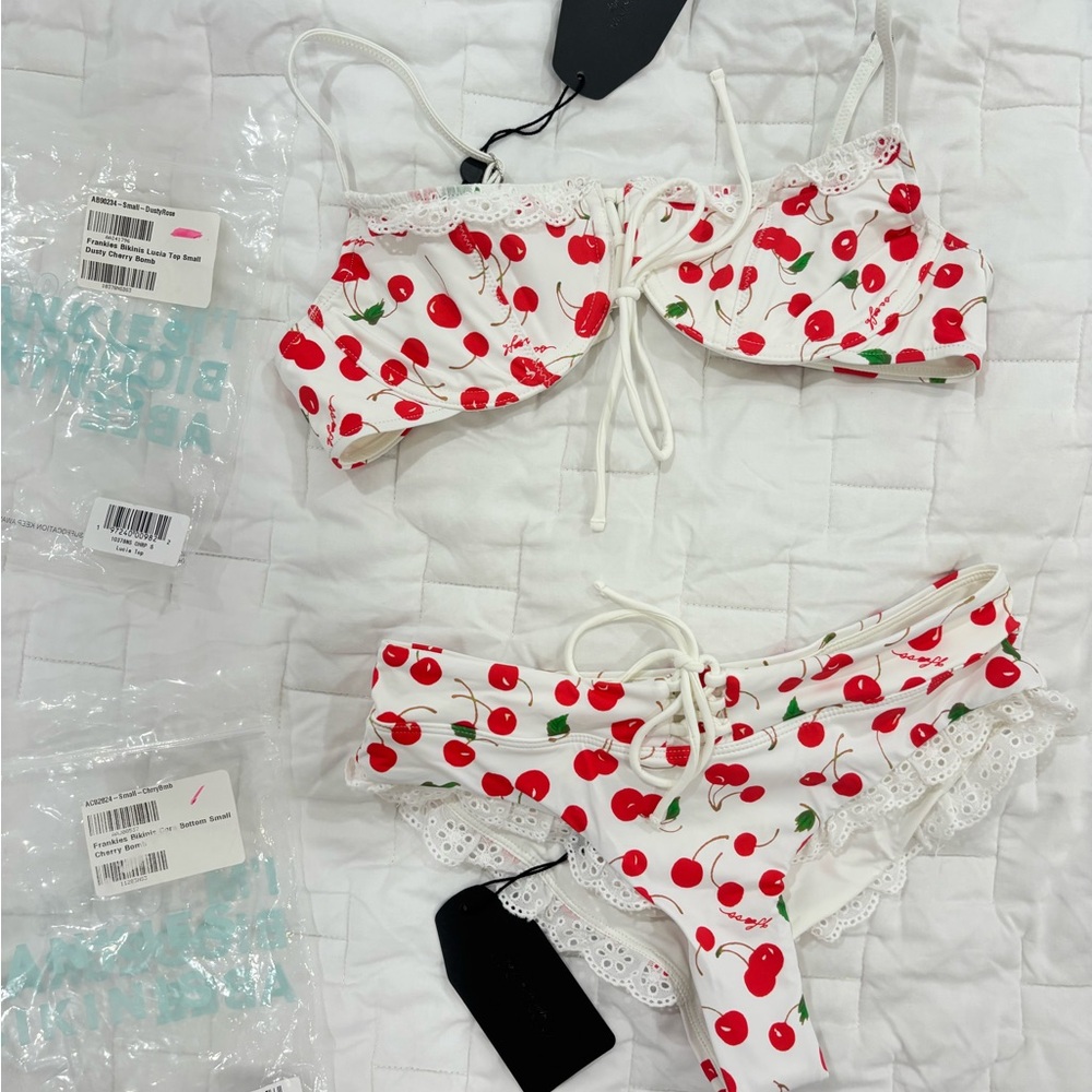 Frankie’s Bikinis Dusty Cherry Bomb Set, Cora bottom Lucia Top